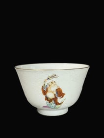 A Exquisite Famille-Rose Seawater and Figures Pattern Cup