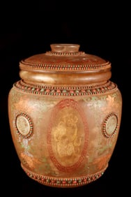 A Exquisite Crystal Lotus Pattern Vat