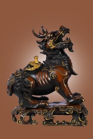 A Exquisite Gilt Bronze Kylin Censer