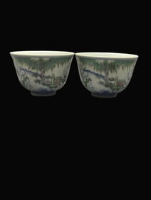 A pair of Exquisite Blue and White Figures Pattern Bowl