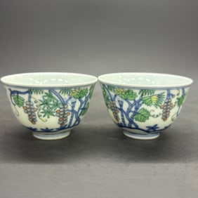 A pair of Rare Doucai Grapes Pattern Cup