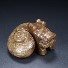 Hetian Jade Dragon Ornament
