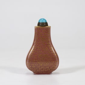 A Exquisite Red Glazed Painted Gold Auspicious Cloud Pattern Snuff Bottle
