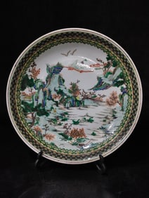A Exquisite Famille-Rose Landscape Pattern Plate