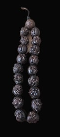 A Rare Agarwood Eighteen Arhats Bracelet