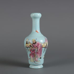 A Exquisite Turquoise-Glazed Ground Famille-Rose Character and Story Pattern Vase