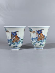 A pair of Exquisite Blue and White Doucai Figures Pattern Cup