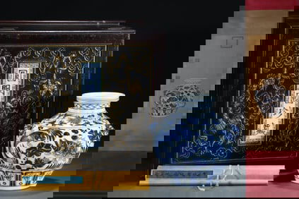 A Exquisite Blue and White Lotus and Flower and Fish-Lotus Pattern Dog-Head Jar, with Calligraphy