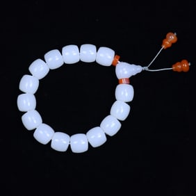 A Exquisite Hotan Jade Bracelet