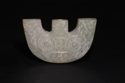An Archaic Gaogu Jade Three-pronged Ornament