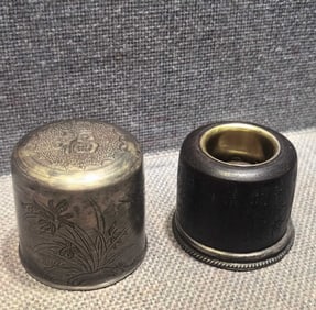 A Rare A Set of Agarwood Landscape and Poem Thumb Rings, with Silver Box