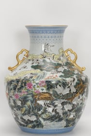 A Exquisite Famille-Rose Crane Pattern Vase