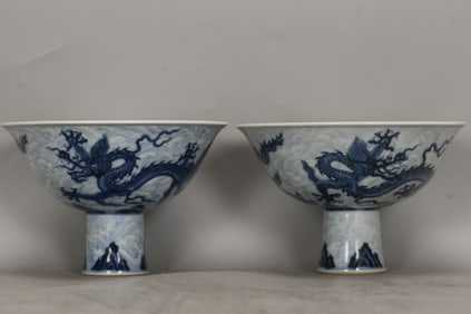 A pair of Exquisite Blue and White Seawater Dragon Pattern Cup