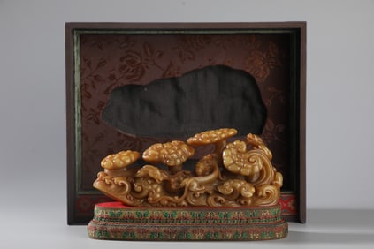 Shoushan Stone Tianhuang Stone Ganoderma lucidum Pattern Brush Holder