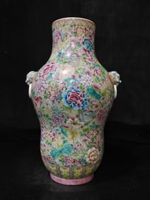 A Exquisite Famille-Rose Flower Pattern Double-Ears Vase