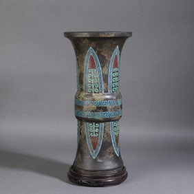 A Exquisite Cloisonne Vase