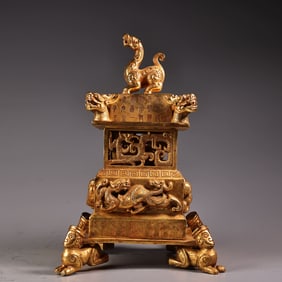 A Set of Exquisite Gilt Bronze Tiger Seal