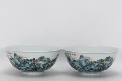 A pair of Exquisite Famille-Rose Landscape Pattern Bowl