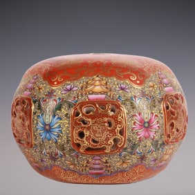 An Exquisite Famille-Rose Painted Gold Lotus Pattern Ornament