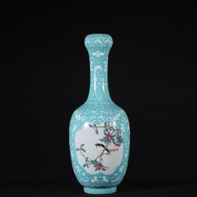 An Exquisite Enamel Bats and Peach Pattern Lotus Pattern Flower and Bird Pattern Vase