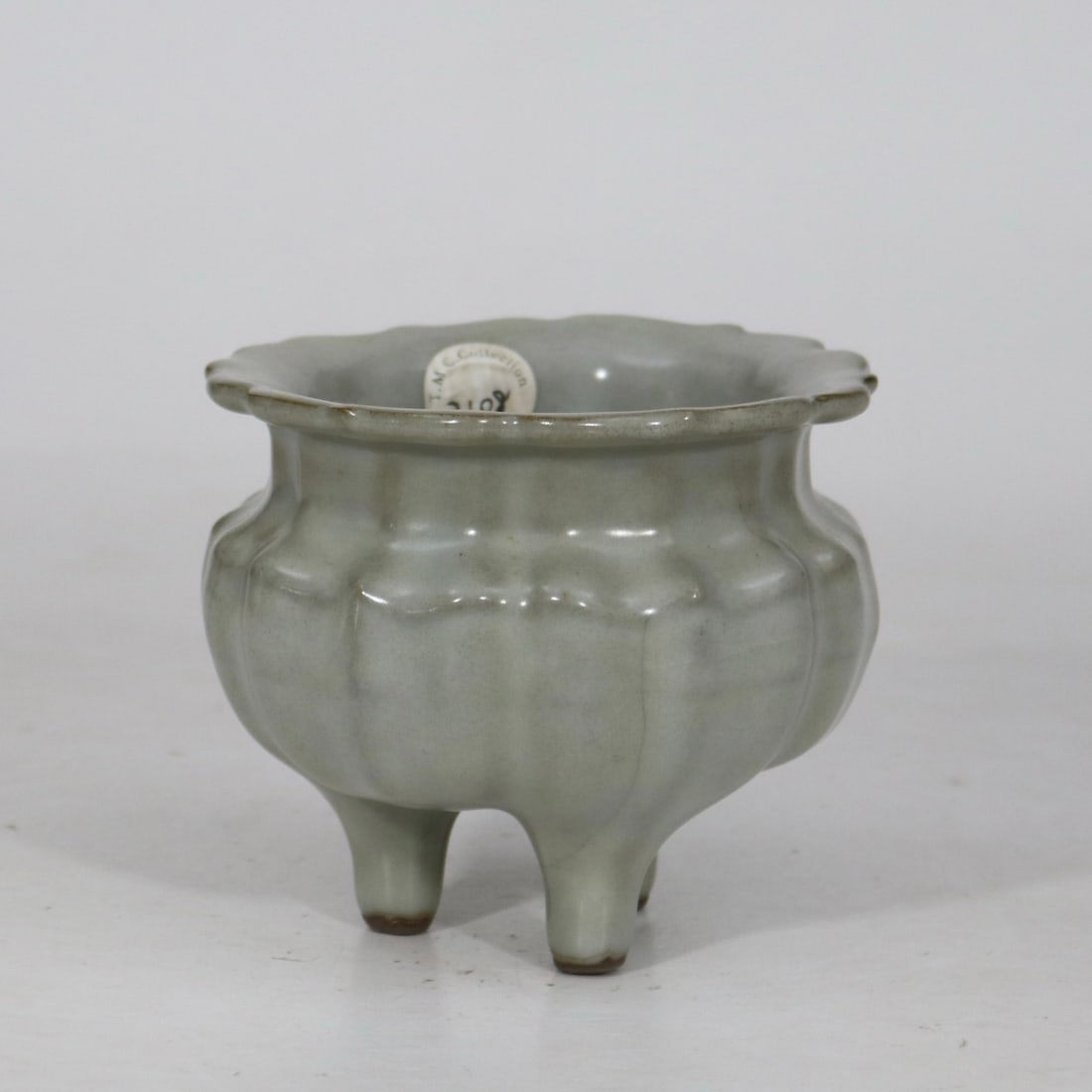 An Exquisite Guan yao Celadon Glazed Tripod Censer (1 of 9)