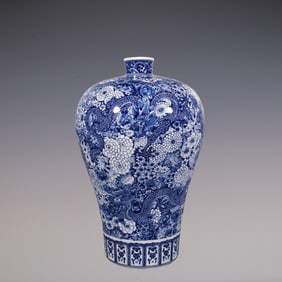 An Exquisite Blue and White Dragon Pattern Seawater Pattern Flower Pattern Vase