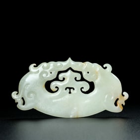 An Exquisite White Jade Dragon Pattern Ornament