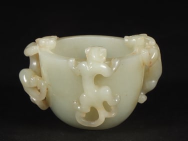 An Exquisite White Jade Chi-Dragon Pattern Cup