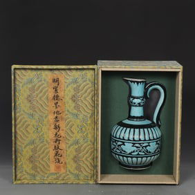 An Exquisite Blue Glazed Flower Pattern Ewer