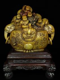 An Exquisite Tianhuang Stone Painted Color Figure Pattern Ornament