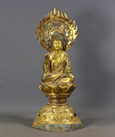 An Exquisite Gilt Bronze Buddha Statue