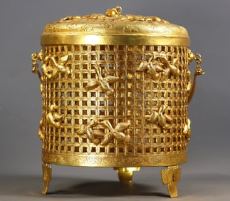 An Exquisite Gilt Bronze Bird Pattern Jar