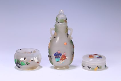 A Set of Fine Agate Inlaid Gems Character and Story Pattern Pine and Crane Pattern Double-Ears Vase
