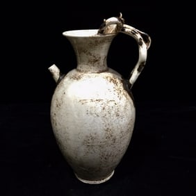 An Exquisite Ding yao Ewer