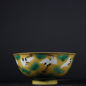 An Exquisite Biscuit Seawater Pattern Crane Pattern Bowl