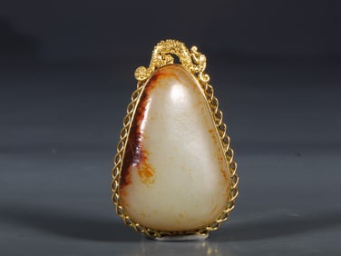 An Exquisite White Jade Painted Gold Dragon Pattern Pendant