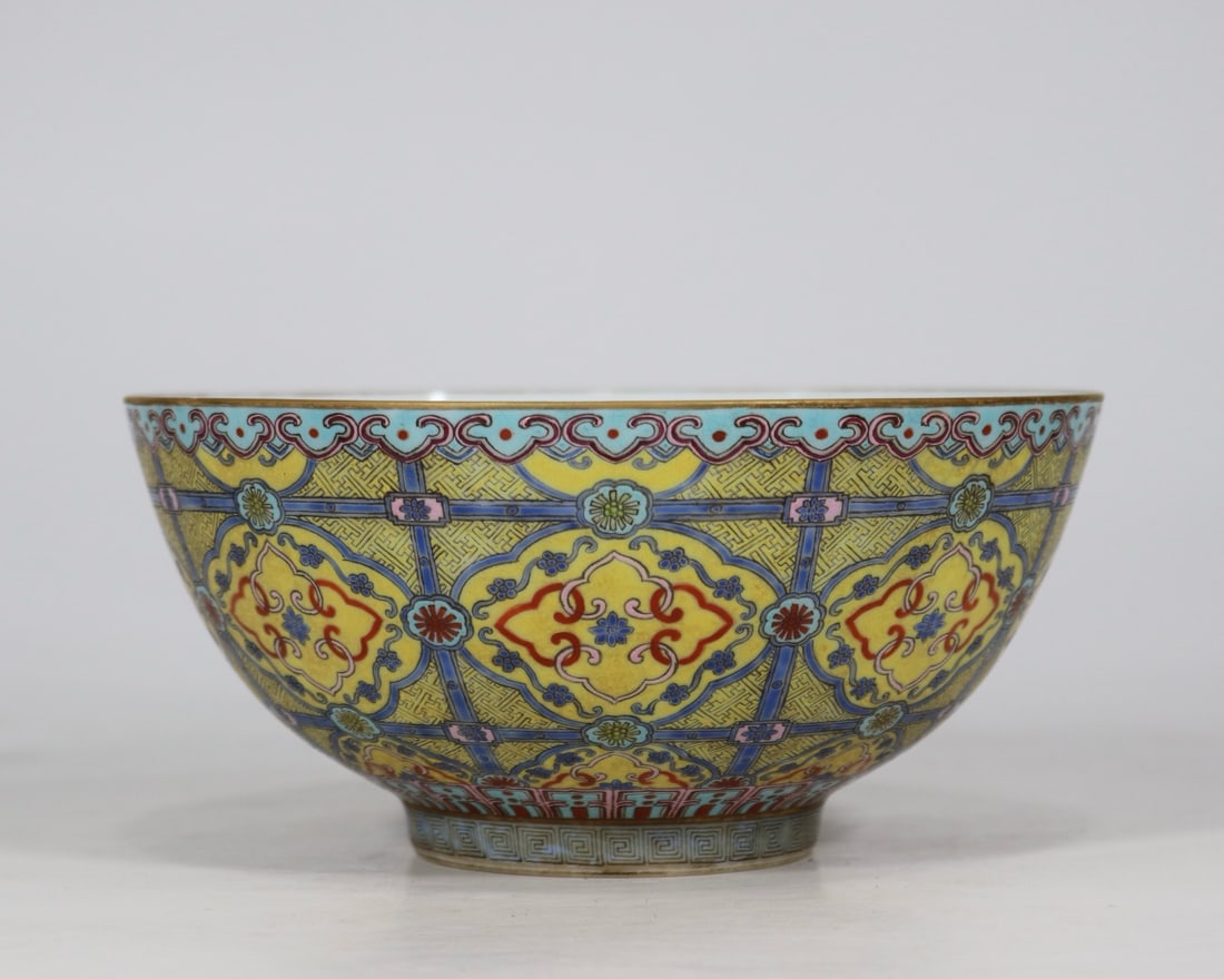 An Exquisite Famille-Rose Lotus Pattern Bowl (1 of 9)
