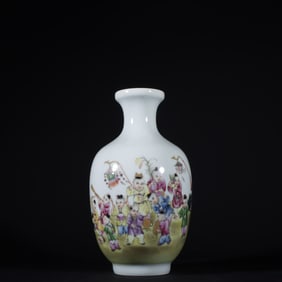 An Exquisite Famille-Rose Character and Story Pattern Vase