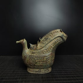 An Exquisite Bronze Auspicious Beast-Shaped Ewer