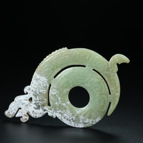 An Exquisite White Jade Dragon Pattern Ornament