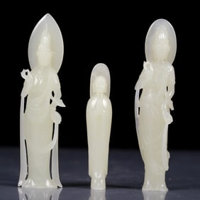 A Set of Fine White Jade Buddha Ornaments