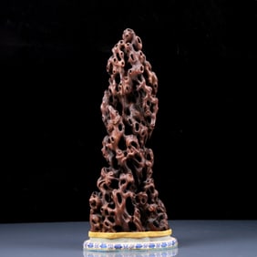 An Exquisite Eaglewood Pine Tree and Figure Pattern Ornament