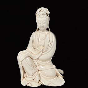 An Exquisite Blance-De-Chine Statue of Avalokitesvara