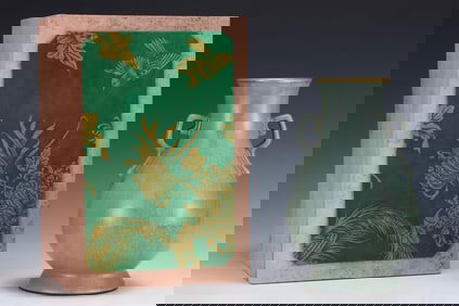 An Exquisite Guan yao Painted Gold Double-Ears Vase,with an Imperial Poem by Emperor Qianlong