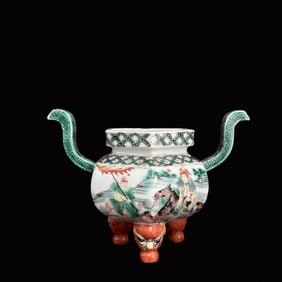 An Exquisite Wucai Figure Pattern Tripod Censer