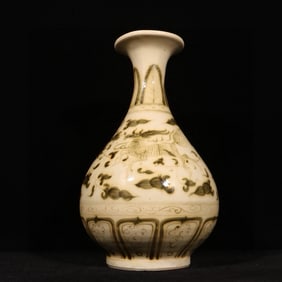 An Exquisite Underglaze-Red Kylin Pattern Vase