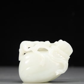 An Exquisite White Jade Monkey Pattern Ornament
