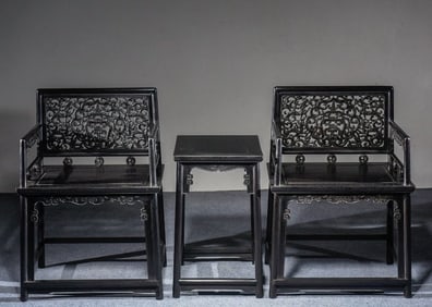 A Set of Zitanwood Dragon Pattern Table and Armchair