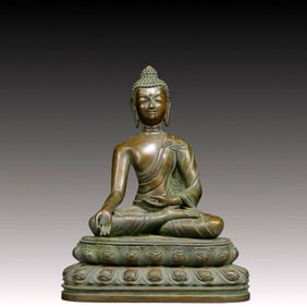 A Solemn Bronze Statue of Sakyamuni