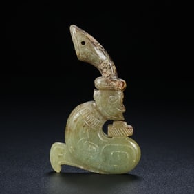 An Exquisite Archaic Jade Figure Ornament